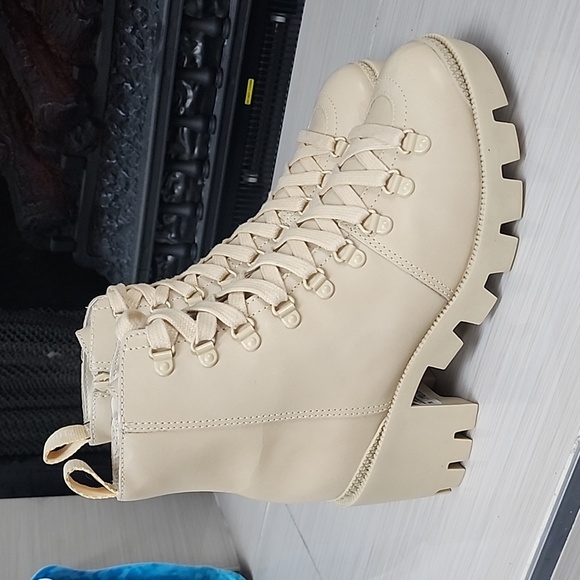 Schutz Xayane Lug-Sole Leather Lace Up Platform Combat Boots Almond Buff Leather - Picture 3 of 16